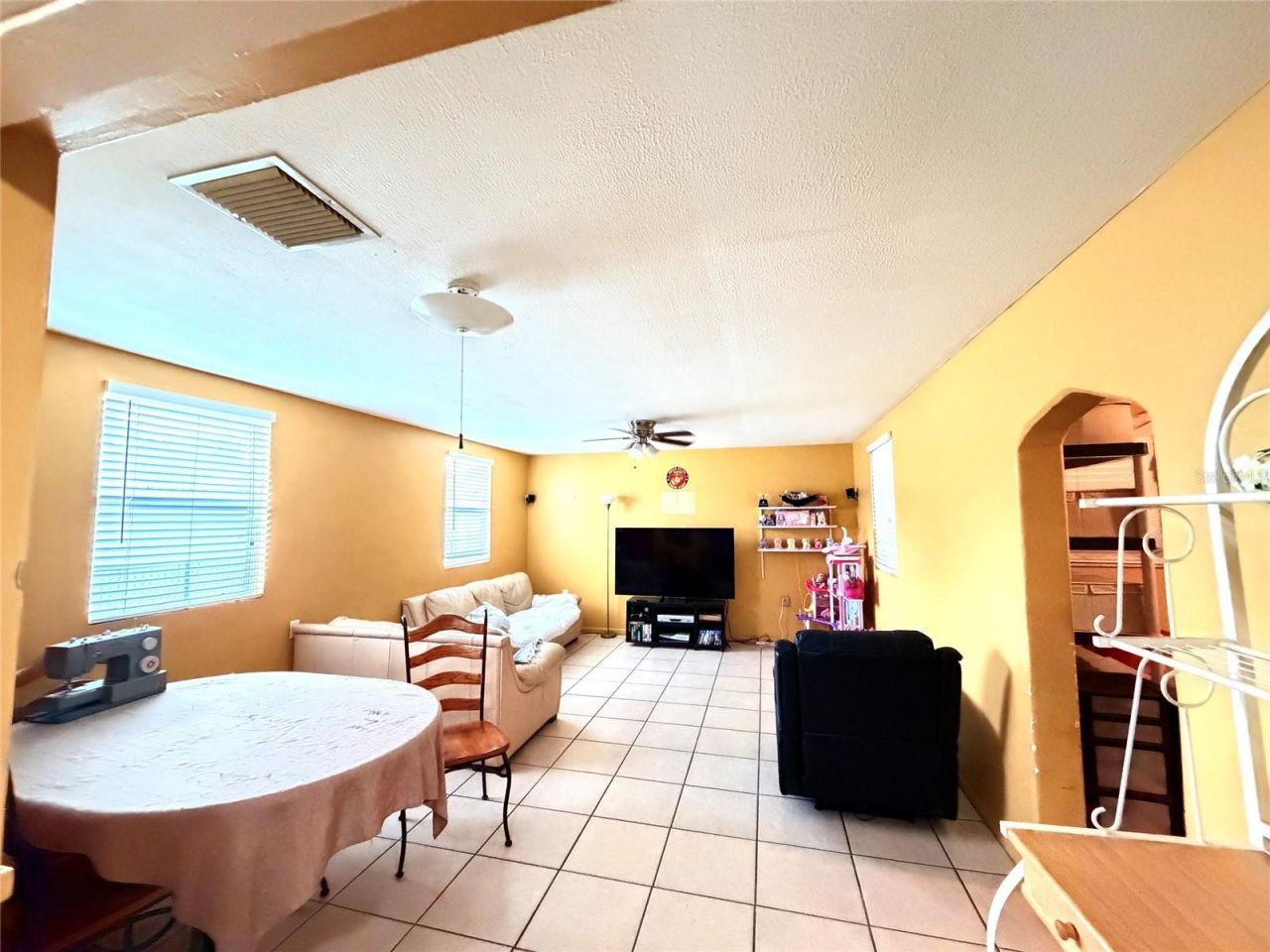3306 W Burke Street , Tampa, FL 33614 Photo