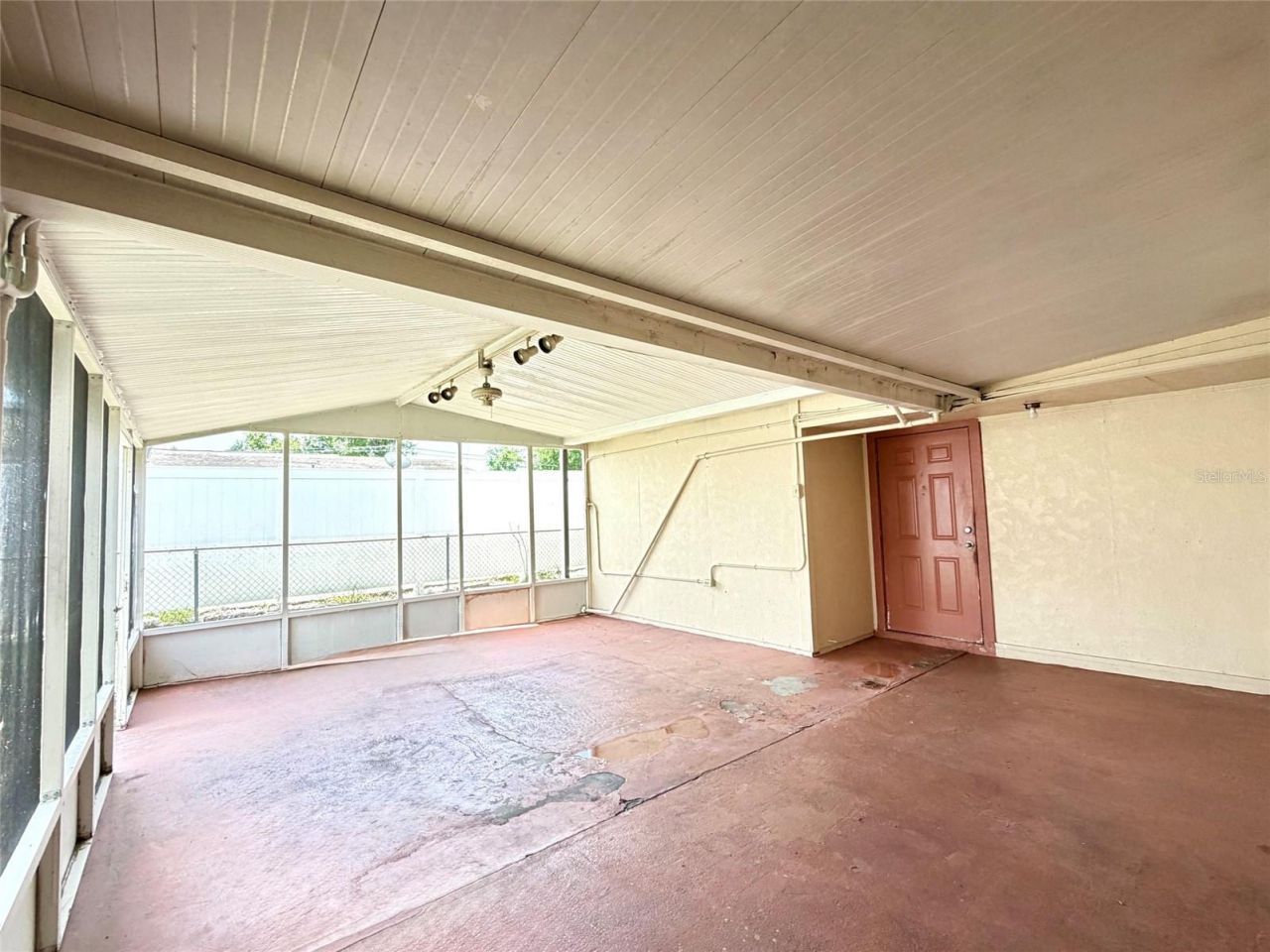 3306 W Burke Street , Tampa, FL 33614 Photo