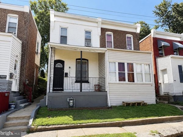 246 MILL STREET , DARBY, PA 19023