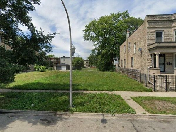 5748 S Green Street , Chicago, IL 60621