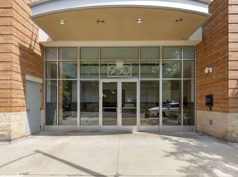 Main Photo