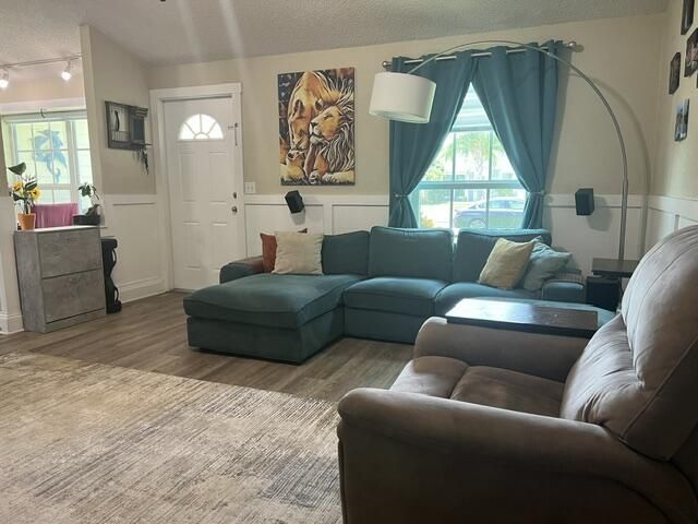 9145 Chrysanthemum Drive, Boynton Beach, FL 33472 Photo