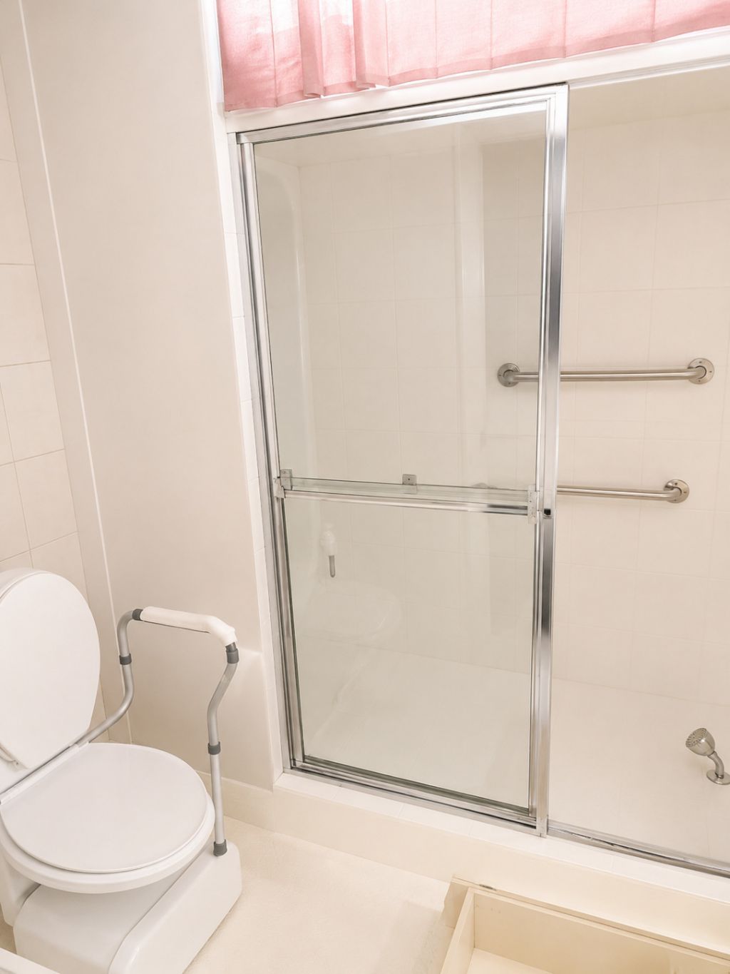 7775 Yardley Drive, Unit 115, Tamarac, FL 33321 Photo