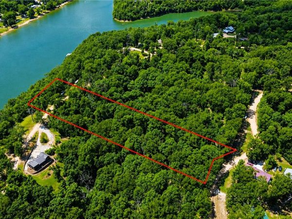 Hickory Hills Drive, Rogers, AR 72756