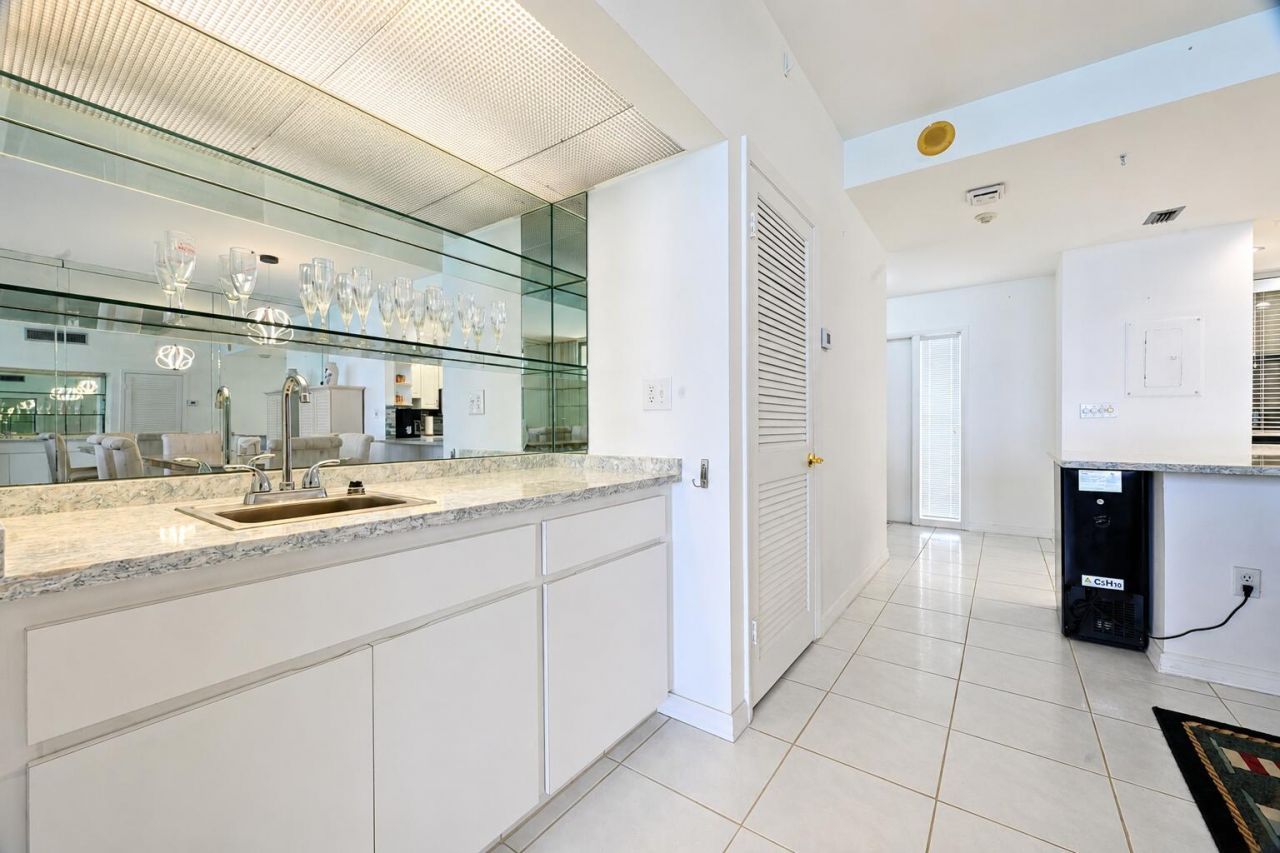 9900 S Ocean Drive, Unit 1603, Jensen Beach, FL 34957 Photo