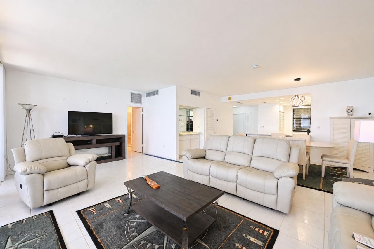 9900 S Ocean Drive, Unit 1603, Jensen Beach, FL 34957 Photo