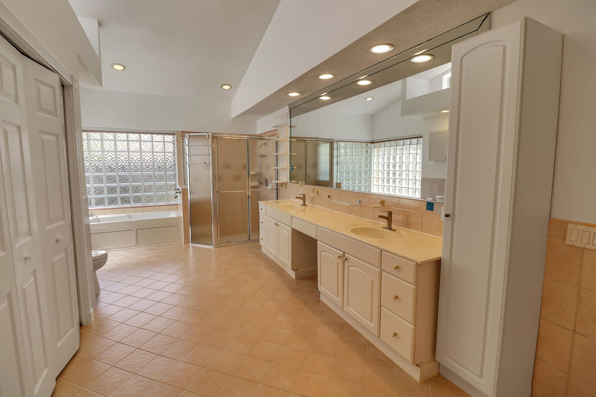 551 NW 108th Avenue, Plantation, FL 33324 Photo