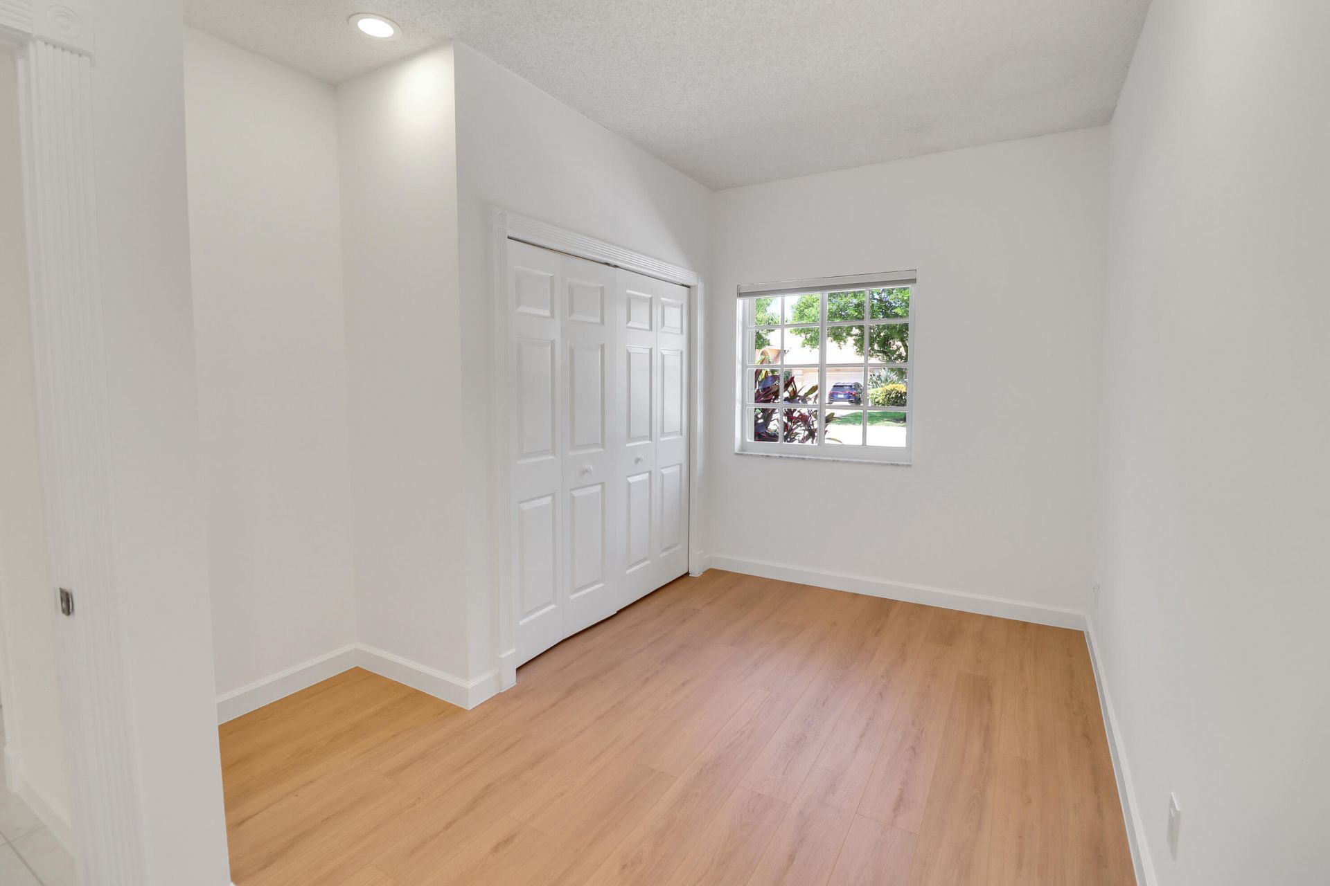 551 NW 108th Avenue, Plantation, FL 33324 Photo