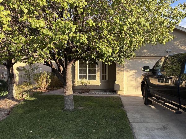 536 Soothing Meadows Drive NE, Rio Rancho, NM 87144