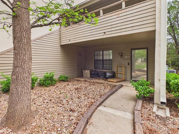 11130 Stratford Drive, Unit 325, Oklahoma City, OK 73120