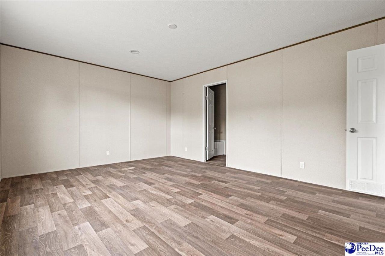 202 Mcelveen Circle Photo 5