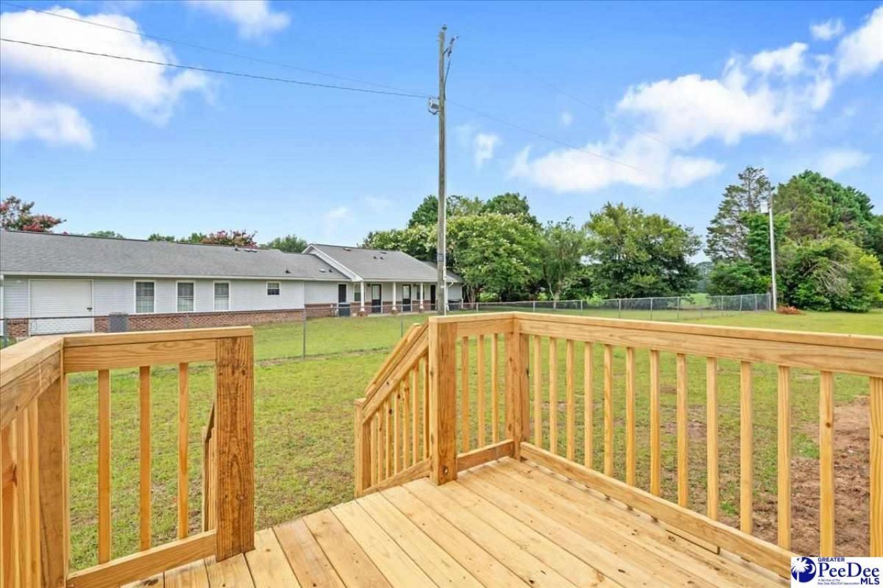 202 Mcelveen Circle Photo 8
