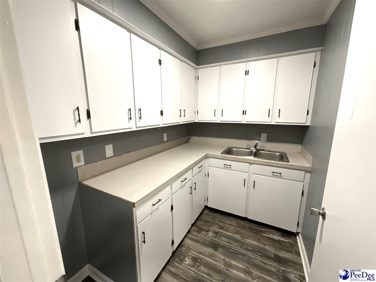 306 E Broad Street Photo 14