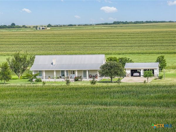 18108 Werchan Lane , Coupland, TX 78615