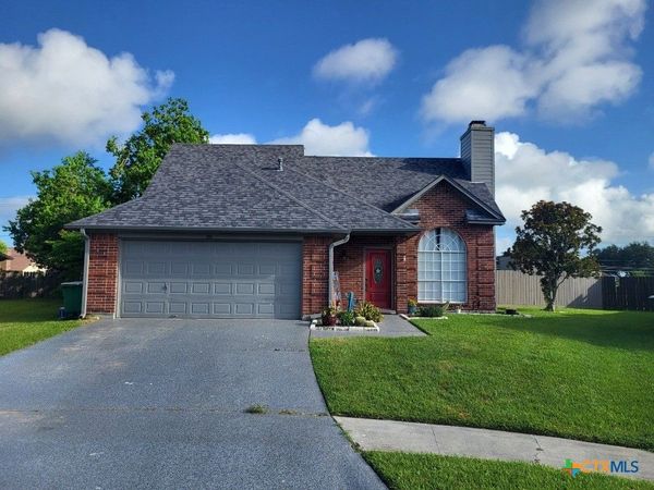 105 Sunrise Court , Victoria, TX 77901
