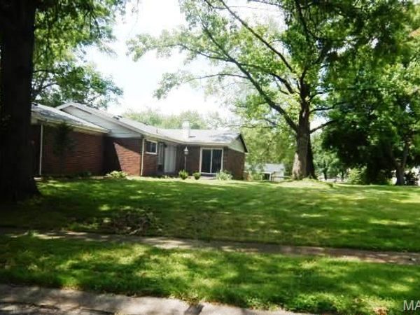 11720 Sheffield Drive, Florissant, MO 63033
