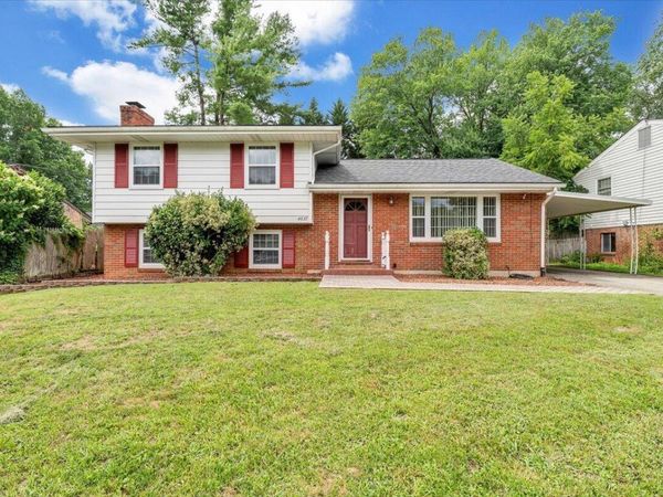 4537 Hammond LN, Roanoke, VA 24018