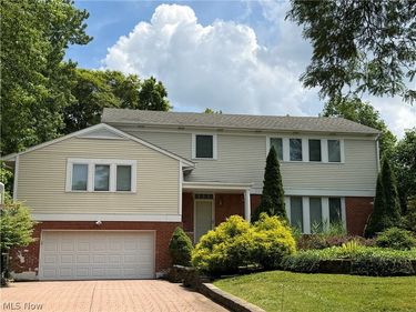 2455 Buckhurst Drive, Beachwood, OH 44122