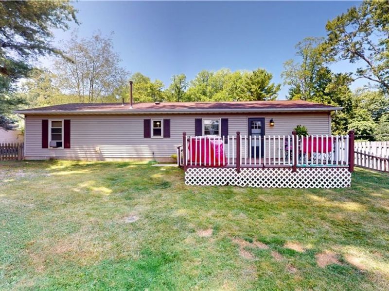 1575 Grove Avenue, Madison, OH 44057 Photo 4
