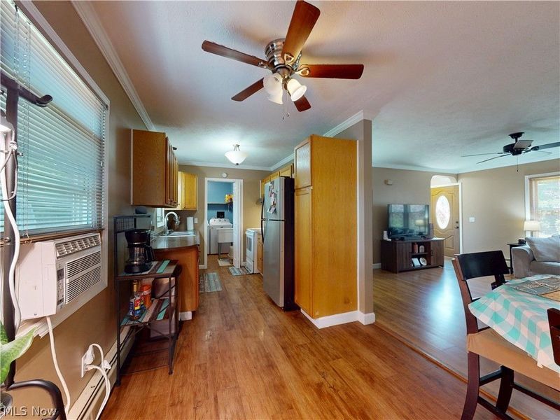 1575 Grove Avenue, Madison, OH 44057 Photo 9