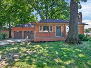 4704 Wolverton Drive, Warrensville Heights, OH 44128