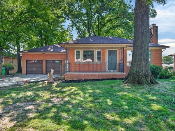4704 Wolverton Drive , Warrensville Heights, OH 44128