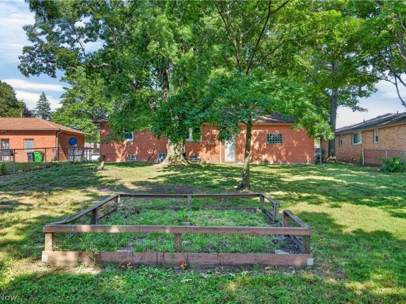 4704 Wolverton Drive, Warrensville Heights, OH 44128 Photo 33