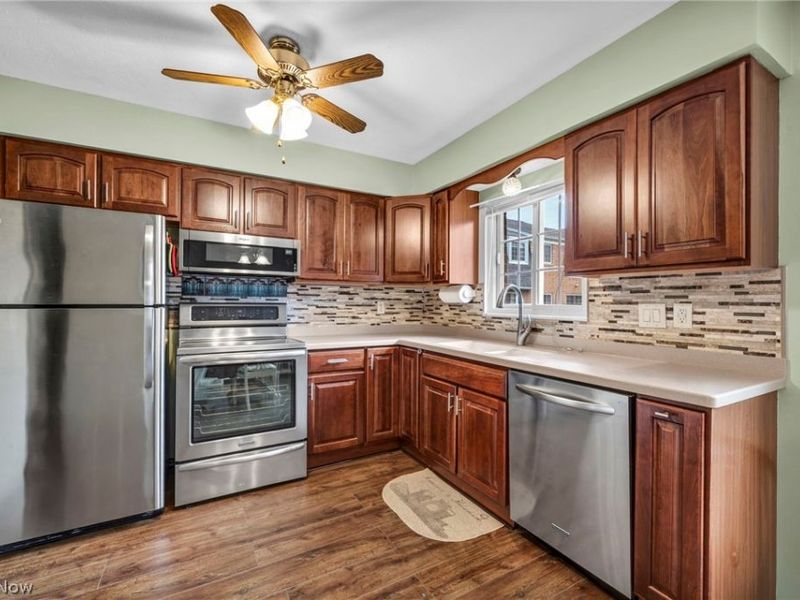 19648 Lorain Road, Unit 7, Fairview Park, OH 44126 Photo 19