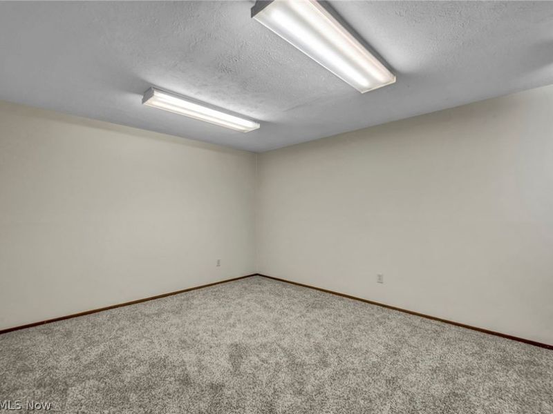 19648 Lorain Road, Unit 7, Fairview Park, OH 44126 Photo 39