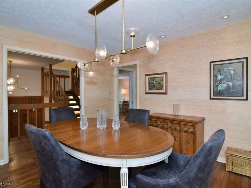6490 Foxboro Drive, Mayfield Village, OH 44143 Photo 11