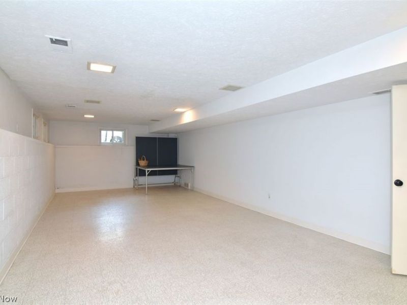 6490 Foxboro Drive, Mayfield Village, OH 44143 Photo 32