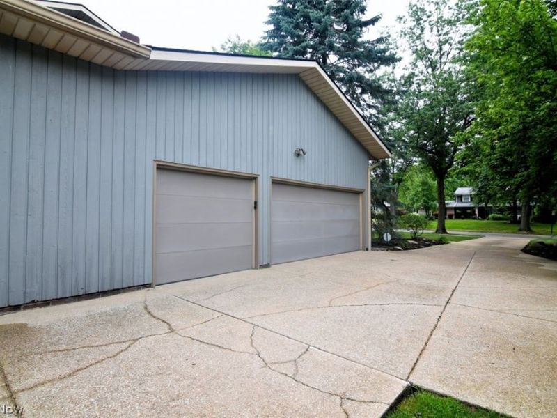 6490 Foxboro Drive, Mayfield Village, OH 44143 Photo 40