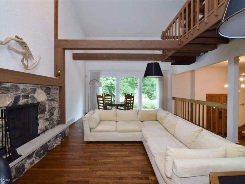 6490 Foxboro Drive, Mayfield Village, OH 44143 Photo 6