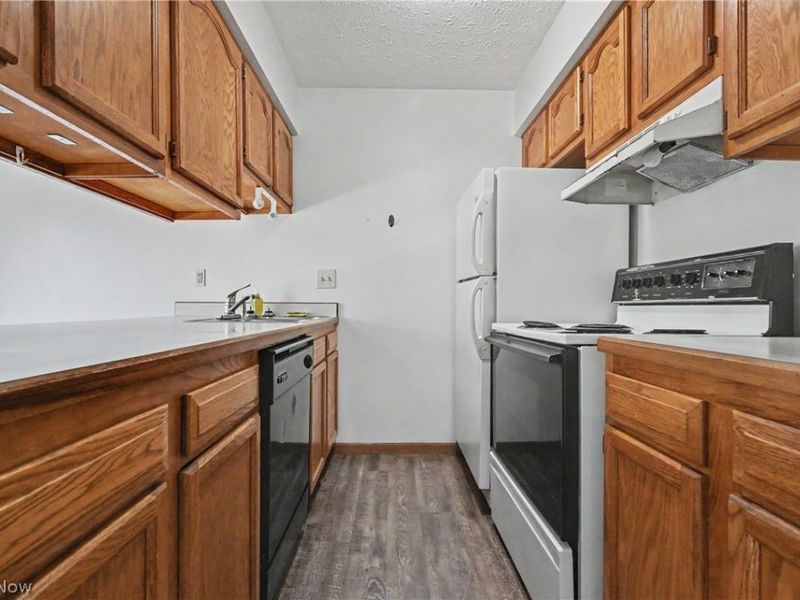 1112 - 1120 Emmitt Road, Akron, OH 44306 Photo 23