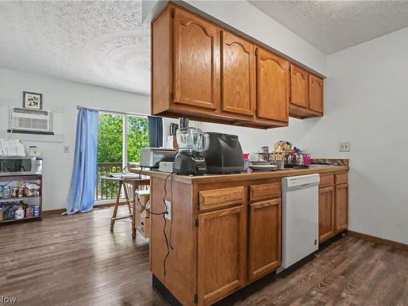 1112 - 1120 Emmitt Road, Akron, OH 44306 Photo 6