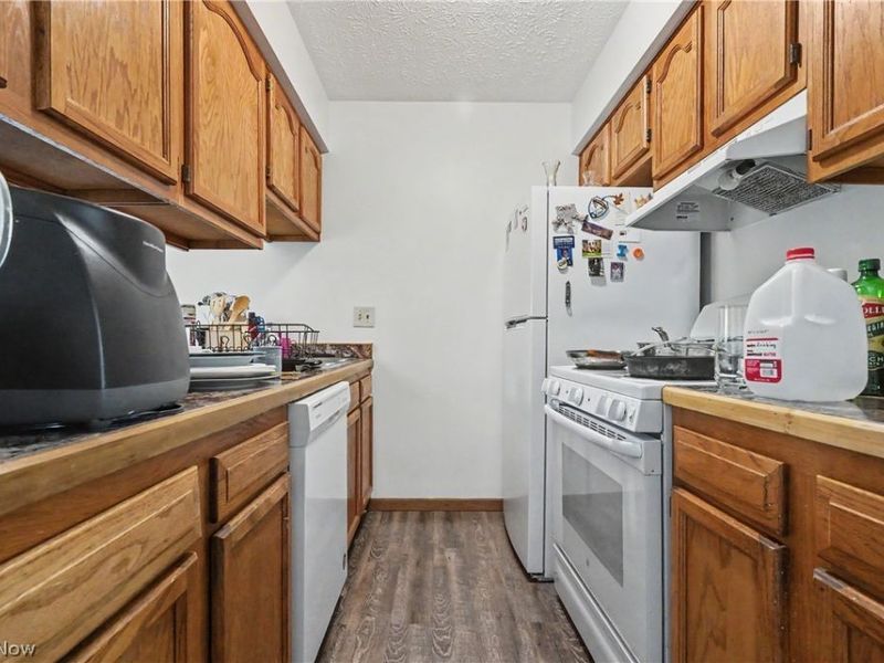 1112 - 1120 Emmitt Road, Akron, OH 44306 Photo 7