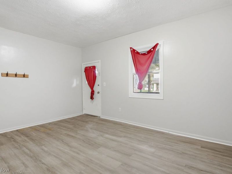 3234 W 90th Street, Cleveland, OH 44102 Photo 12