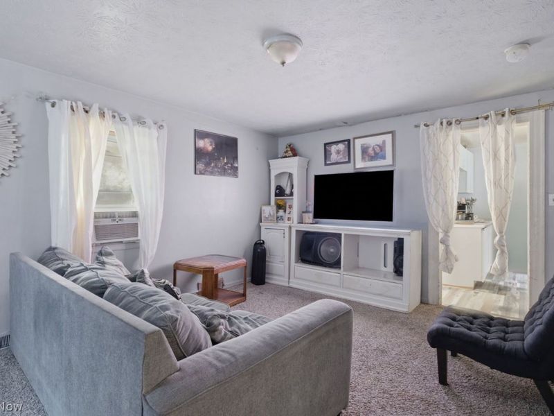 3234 W 90th Street, Cleveland, OH 44102 Photo 5