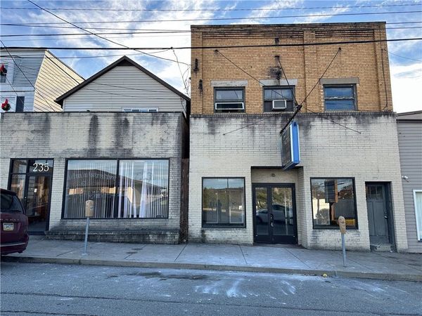 237 Longfellow St , Vandergrift, PA 15690