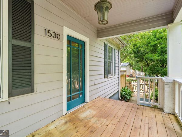1530 OAKVIEW Road, Decatur, GA 30030