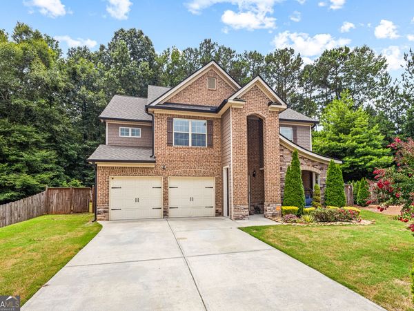6700 Oak Hill Place, Fairburn, GA 30213