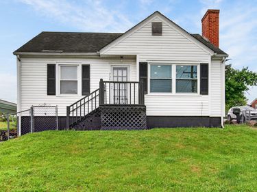 734 Maple Avenue, Harrodsburg, KY 40330