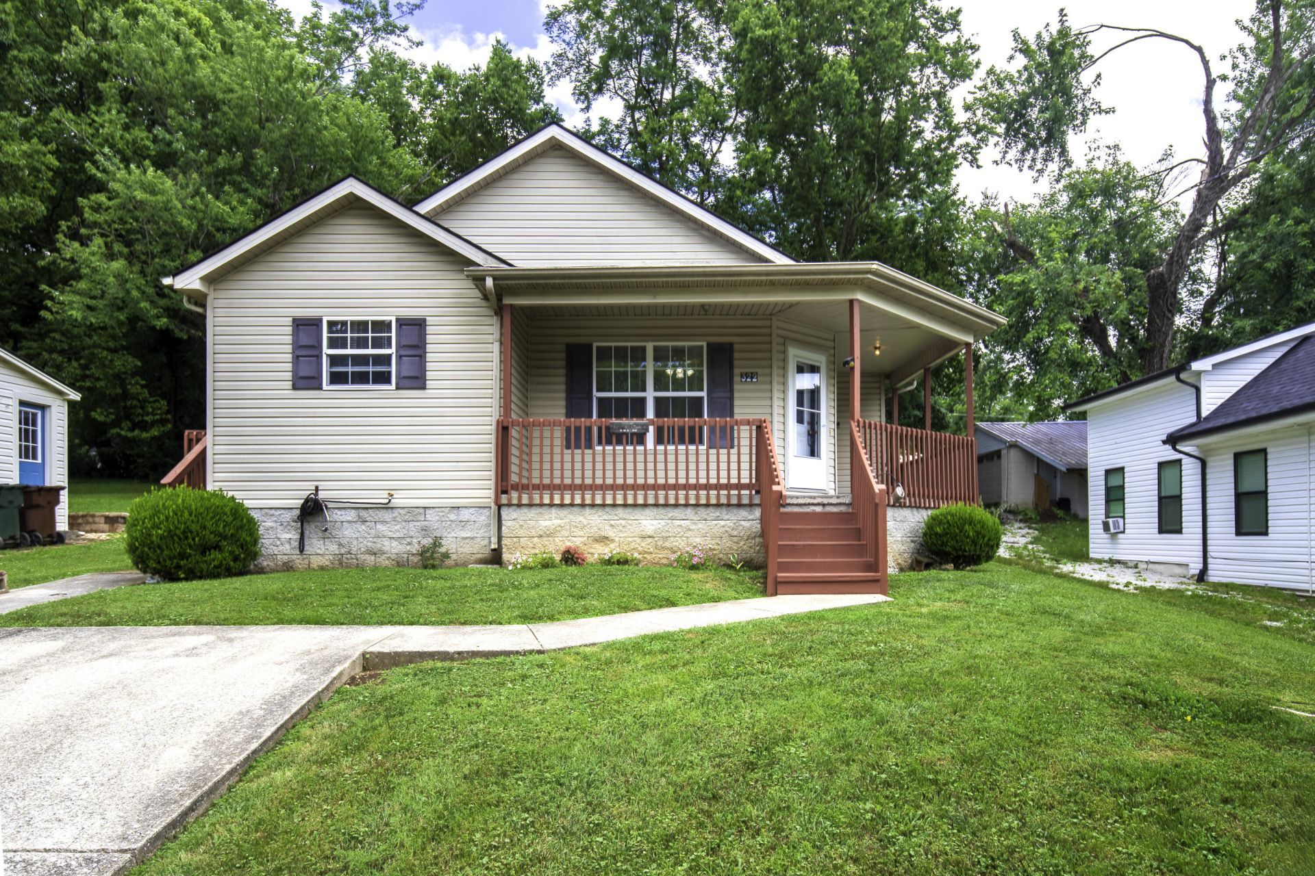 322 2nd Street, Midway, KY 40347