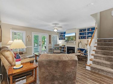 207 Hursthaven Court, Grand Rivers, KY 42045