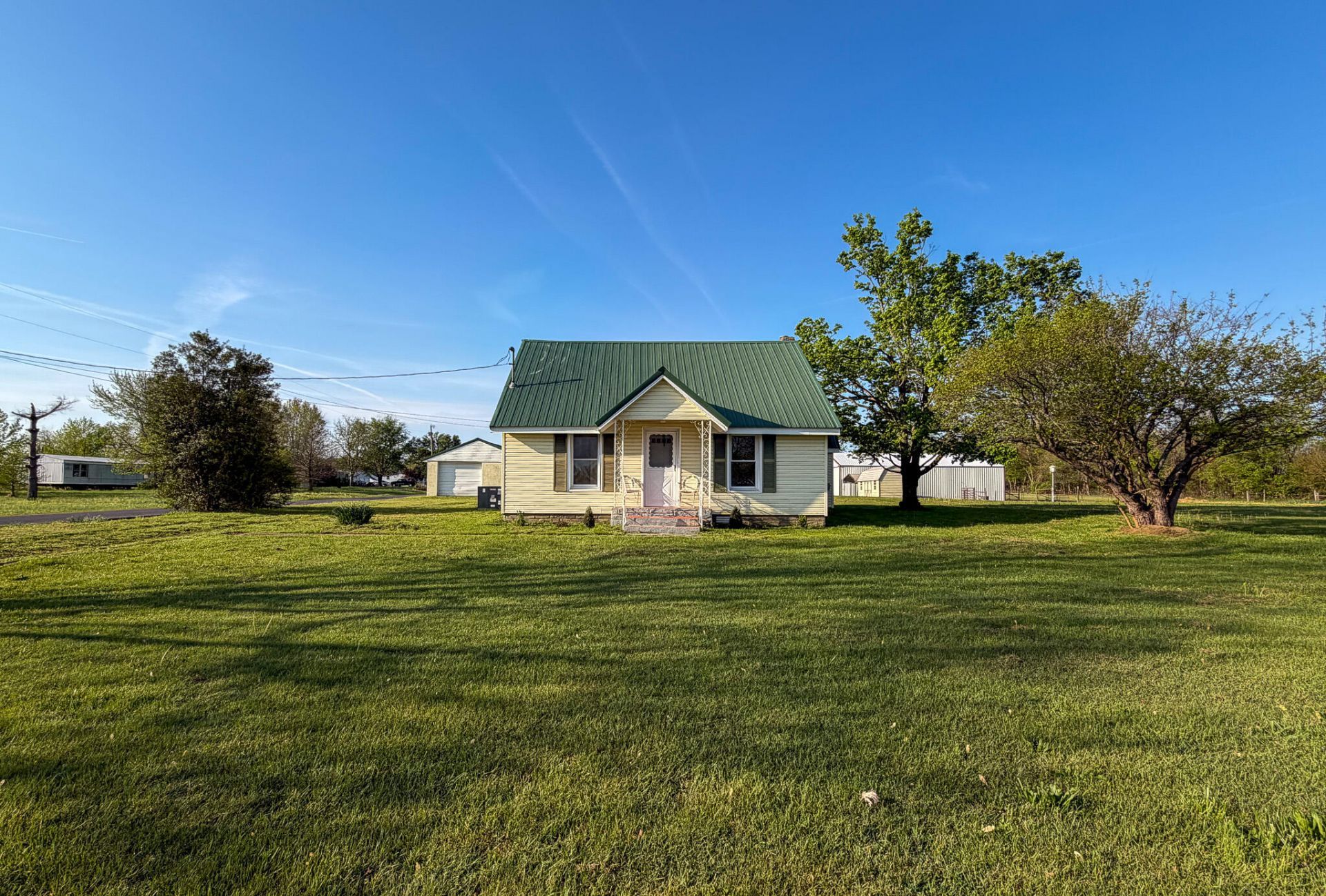 12800 Woodville Road, Kevil, KY 42053