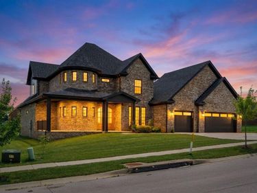 413 Weston Park, Lexington, KY 40515