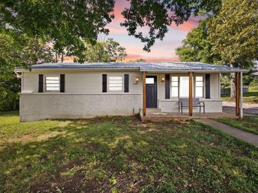 102 Walnut Street, Ferguson, KY 42533