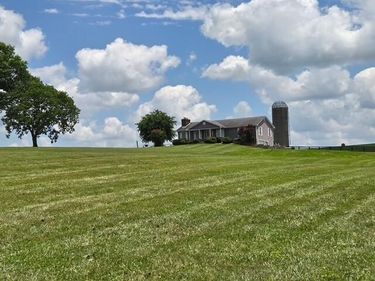 1835 Warwick Road, Harrodsburg, KY 40330