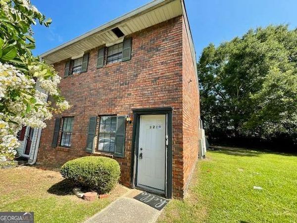 6354 Shannon Pkwy, Unit 32, Union City, GA 30291