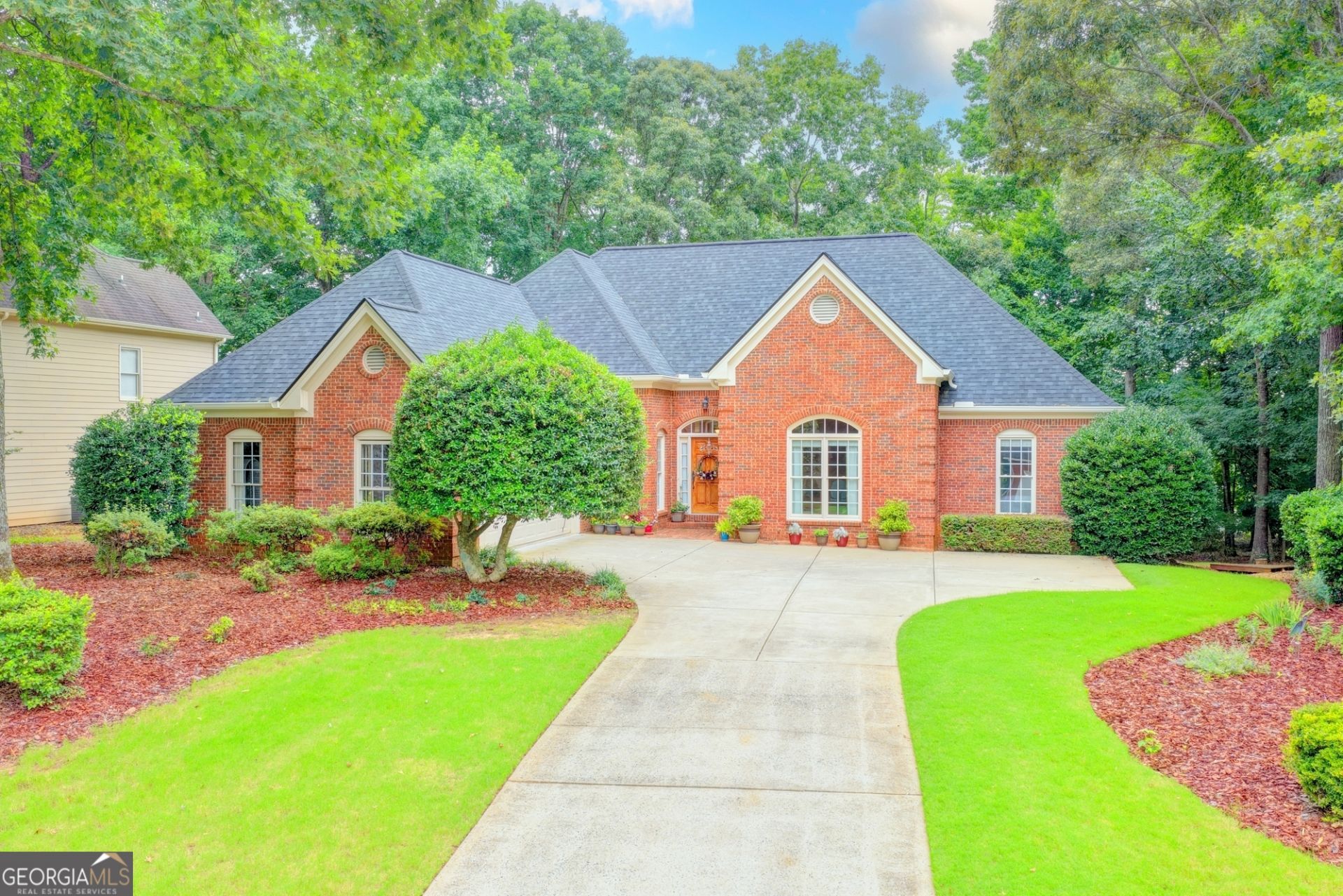 2470 Bexford View, Cumming, GA 30041 Main Photo